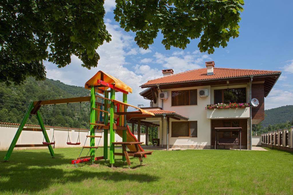 Guest House Vitora Ribaritsa Pokoj fotografie